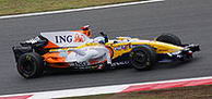 Fernando Alonso en el R28, Gran Premio de Japón (wikinews.org)