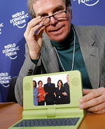 Nicholas Negroponte y la portátil OLPC