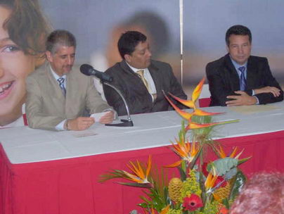 Jorge Berrizbeitia (CENIT), Guillermo Deffit (Intel) y Pedro Luis Guzmán (Fundabit)