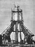 Plataforma y vehículo de lanzamiento R-7