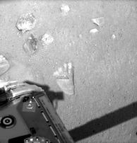 Marca del brazo de la Phoenix sobre el suelo marciano (Foto: nasa.gob)