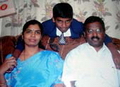 Dileepan Raj con sus padres
