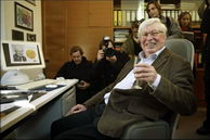 El Dr. Gerhard Ertl celebra su 71 cumpleaños y el Premio Nobel de Quimica 2007 (Imagen: citizen.co.za)